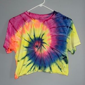 tie dye crop top